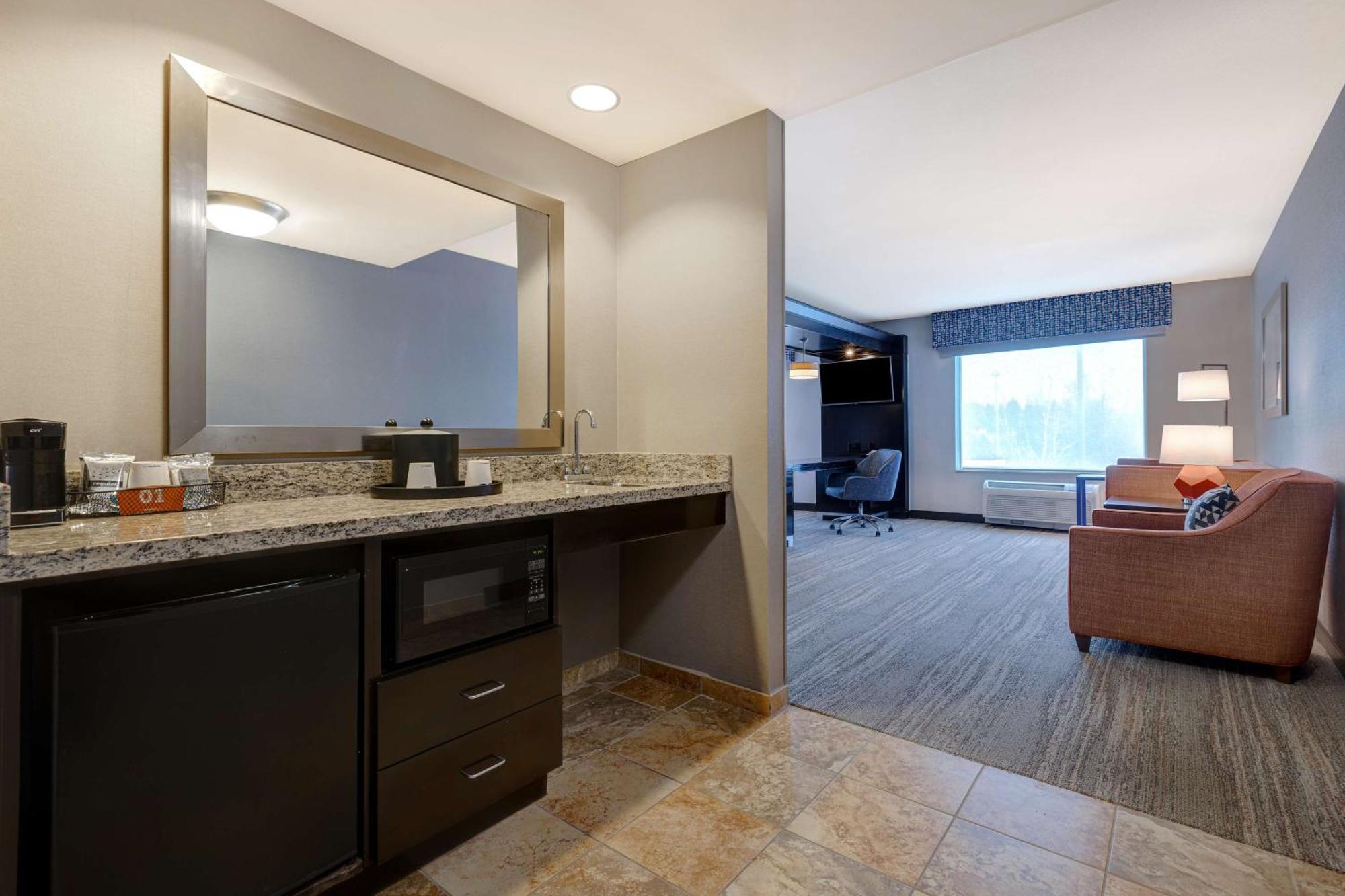 Hampton Inn & Suites Seattle/Федерал-Вей Екстер'єр фото